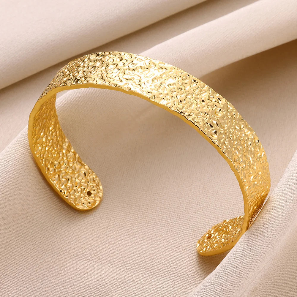 Vintage Gold Open Cuff Bracelet for Women