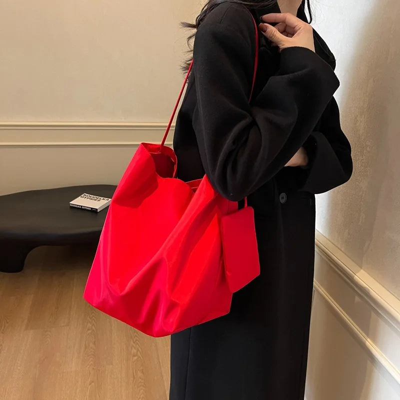 Minimalist Women’s Shoulder Bag – Large Capacity