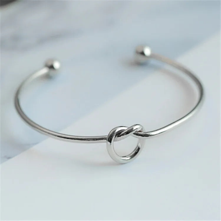 Gold Stainless Steel Sculptural Cuff Bracelet – Minimalist Statement Jewelry