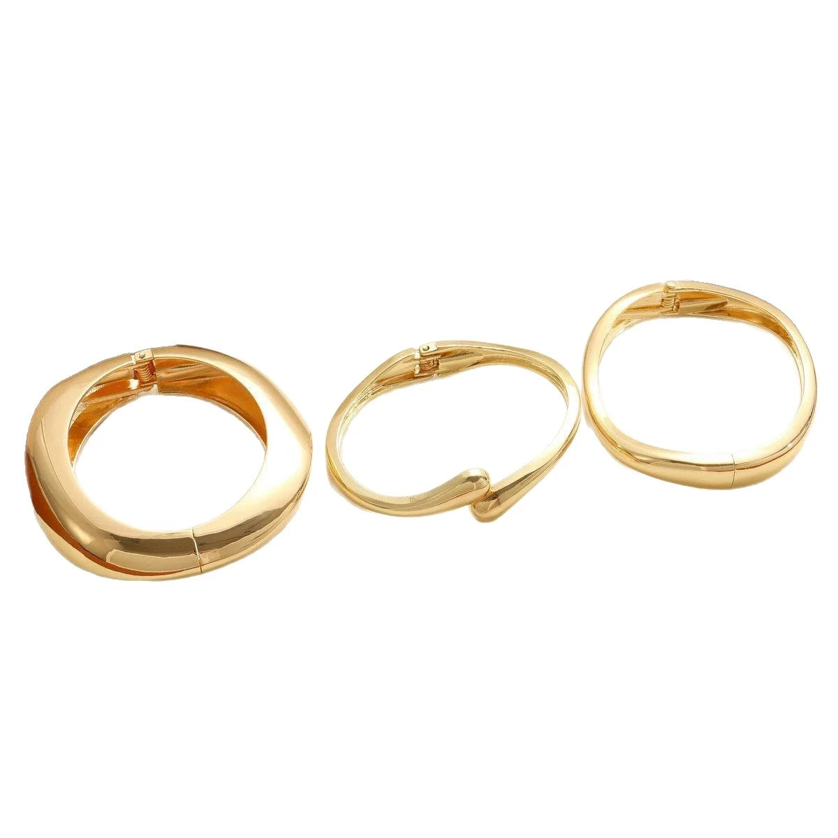 Luxe Gold Cuff Bracelet — Waterproof Open Bangle